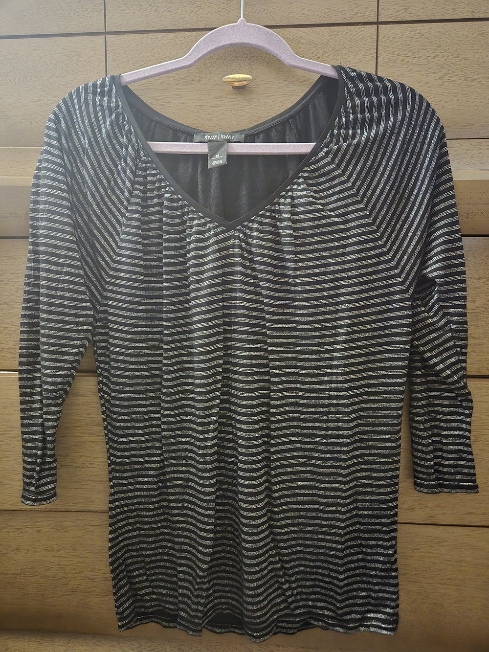 White House Black Market Black Metallic-Striped V-Neck 3/4 Sleeve Top